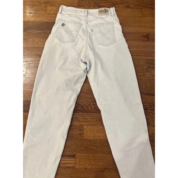 Levi’s Silver Tab Jeans Womens Mom Jean 27/29 Light Wash Lavender Print Flower - Picture 13 of 16